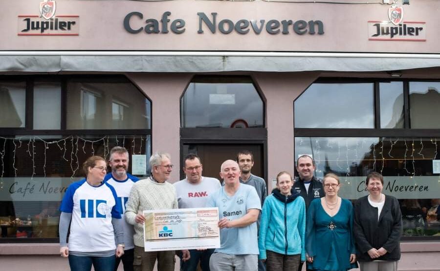Booms café Noeveren zamelt geld in voor ‘Dolfijntje For Life’